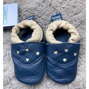 Shooshoos leather baby booties in blue